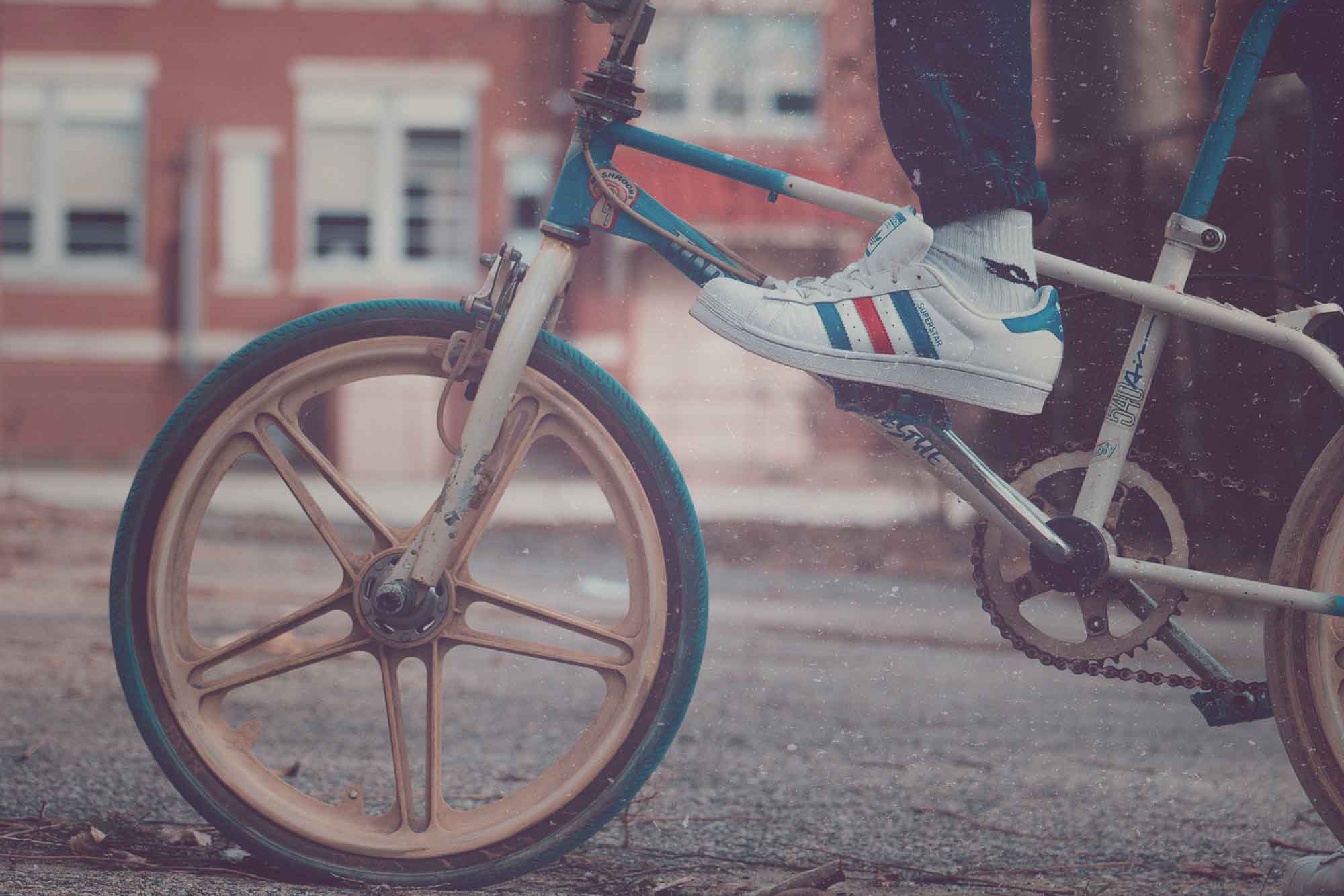 Photoshop vintage bicycle image 